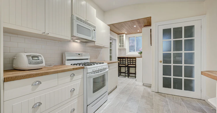 2174 New Street, Burlington, ON, L7R 1H8 - 13