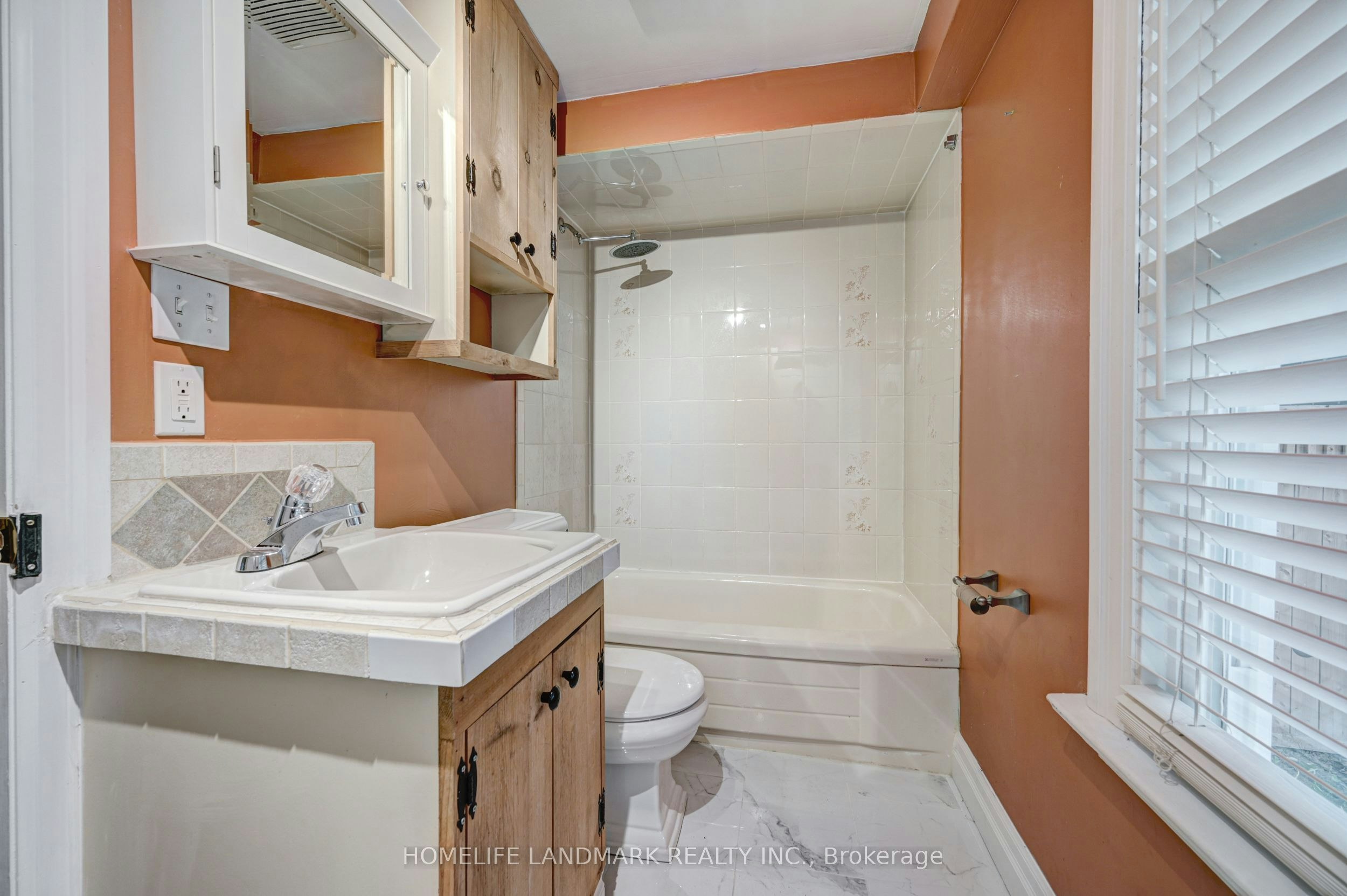 2174 New Street, Burlington, ON, L7R 1H8 - 17