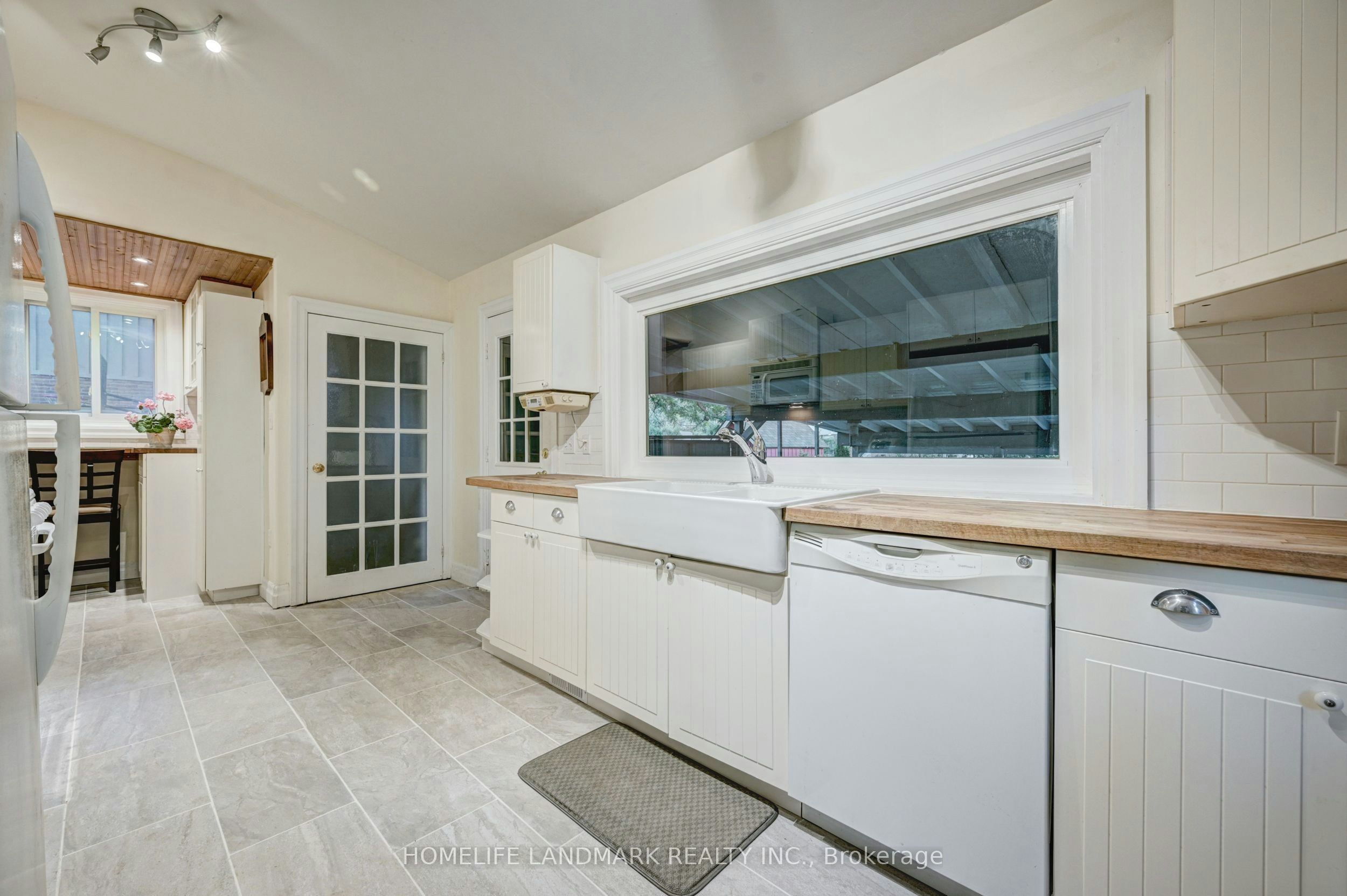 2174 New Street, Burlington, ON, L7R 1H8 - 12