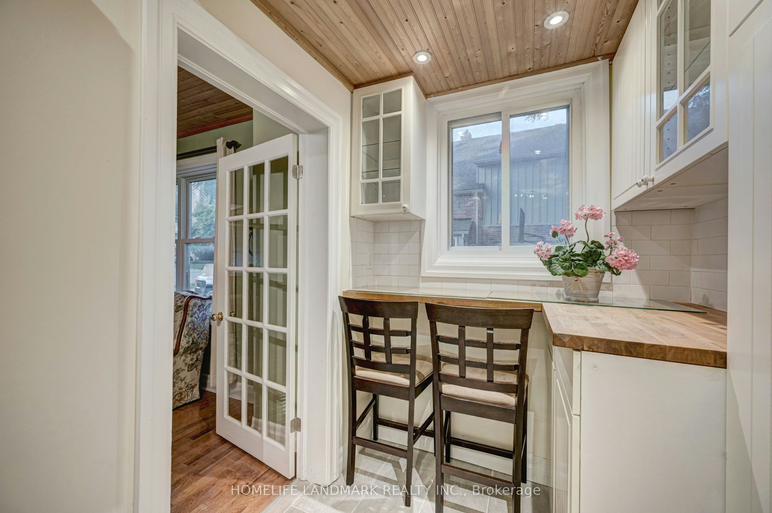 2174 New Street, Burlington, ON, L7R 1H8 - 14