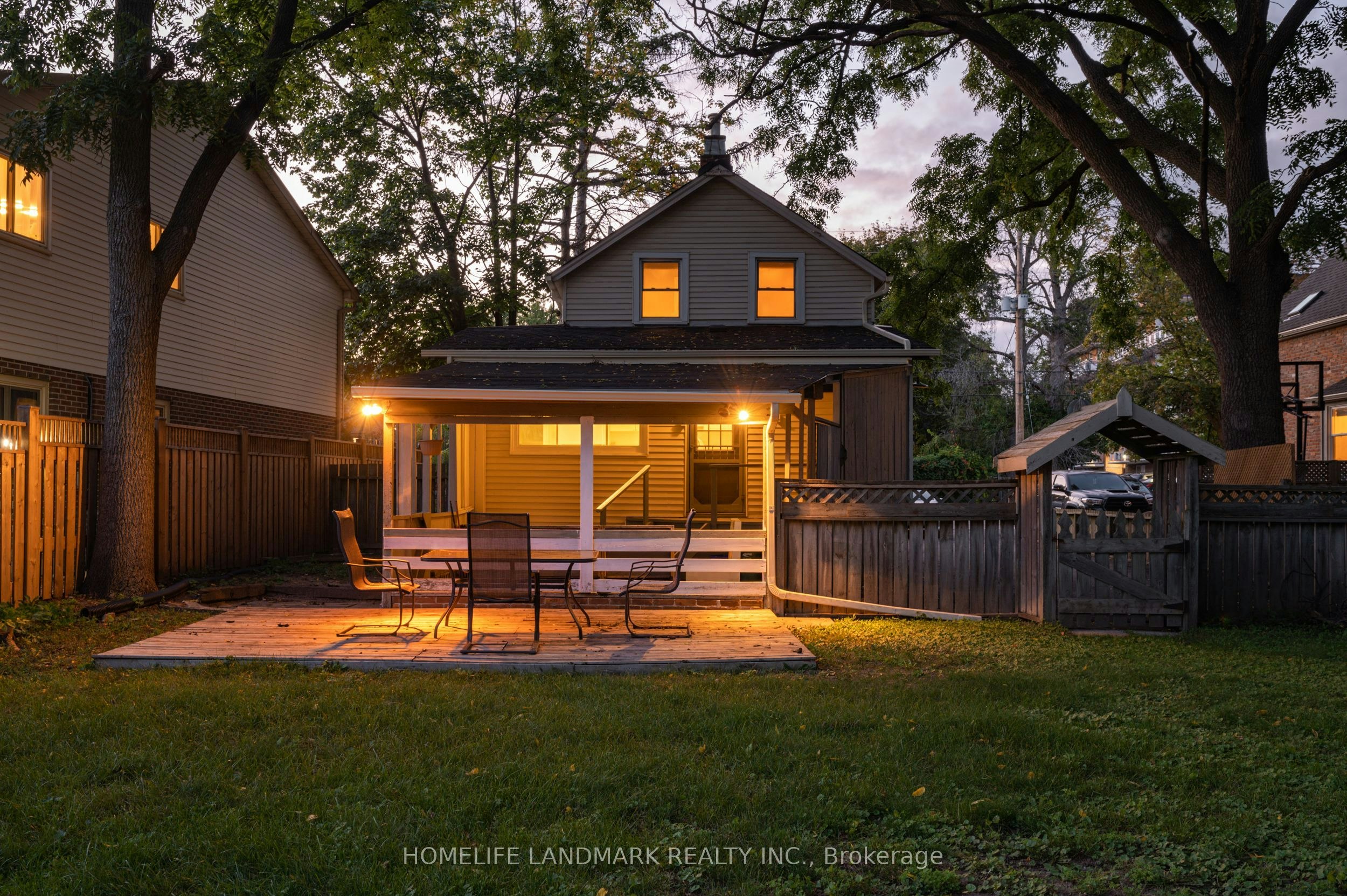 2174 New Street, Burlington, ON, L7R 1H8 - 27