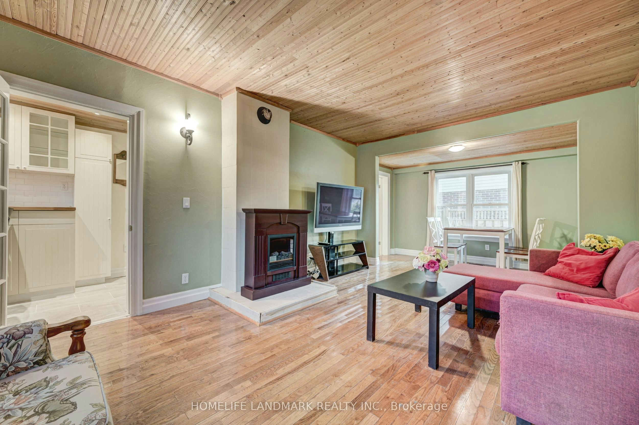 2174 New Street, Burlington, ON, L7R 1H8 - 7