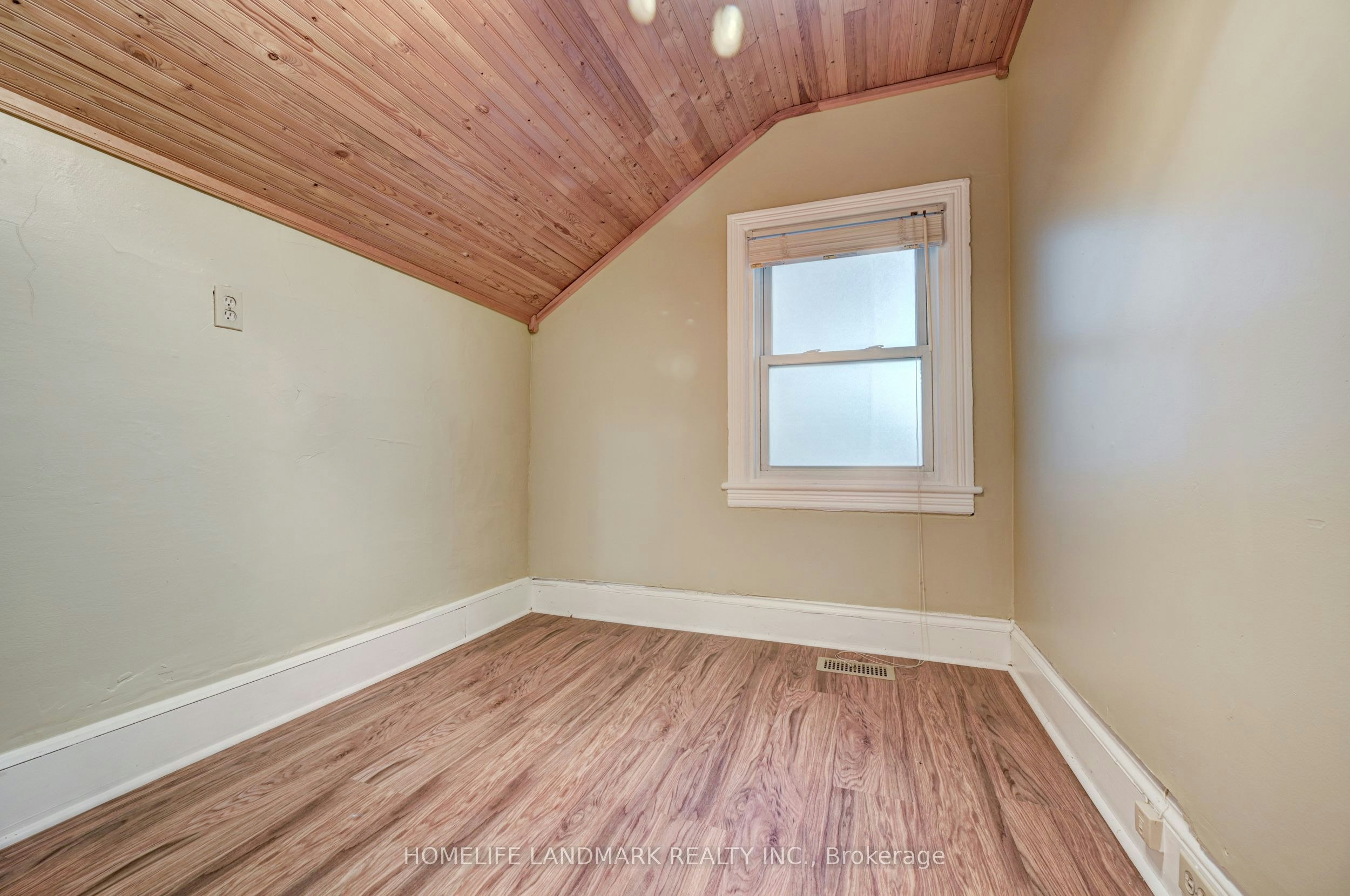 2174 New Street, Burlington, ON, L7R 1H8 - 23