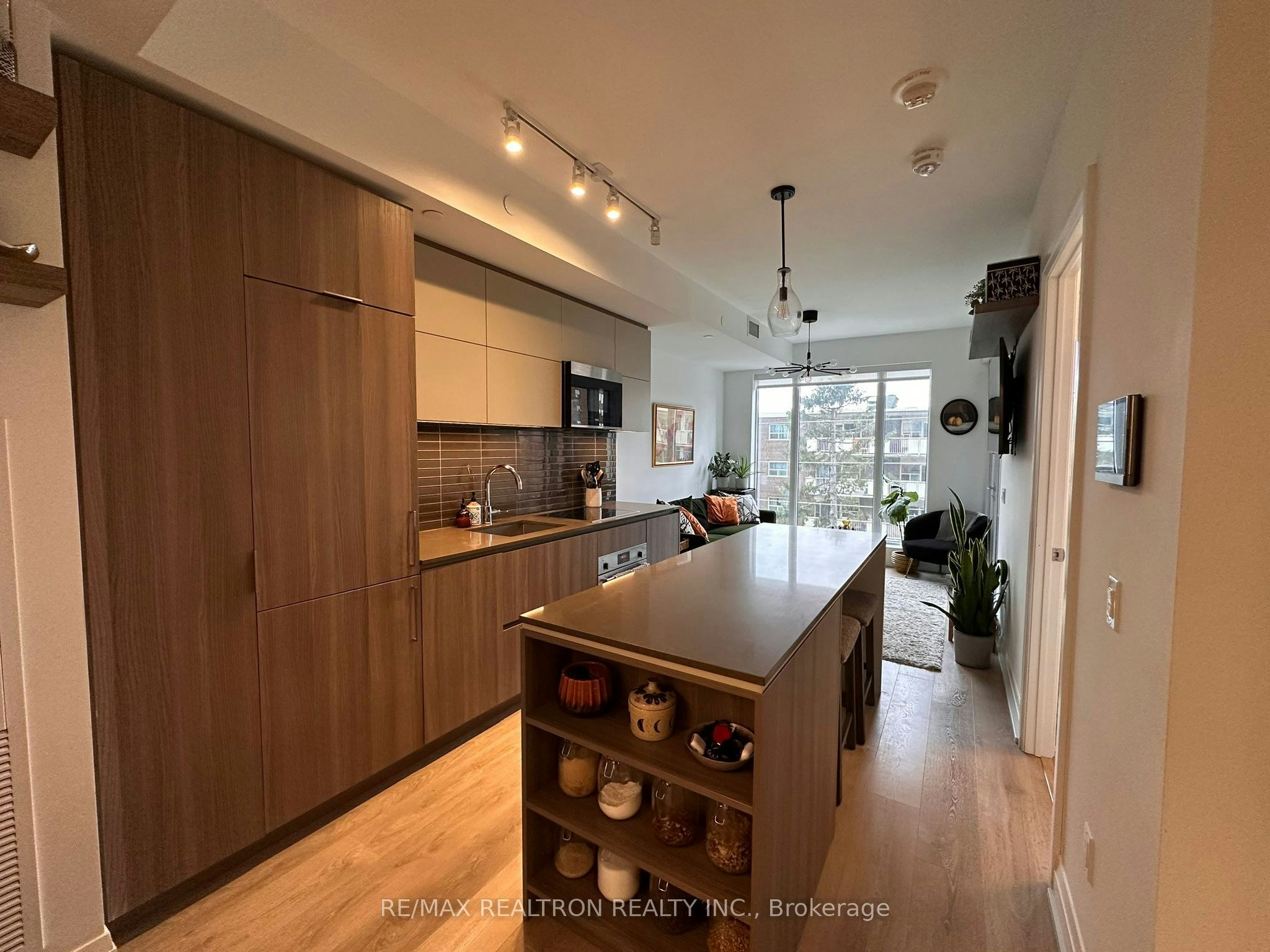 612-21 Park Street E, Mississauga, ON, L5G 1L7 - 6