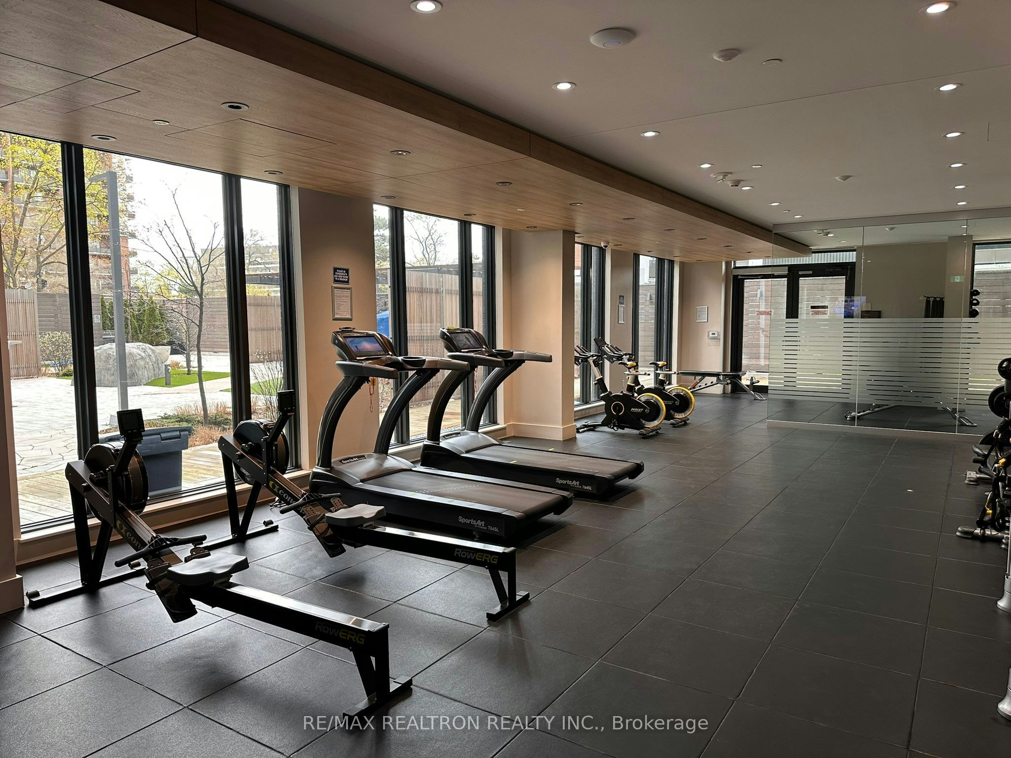 612-21 Park Street E, Mississauga, ON, L5G 1L7 - 5