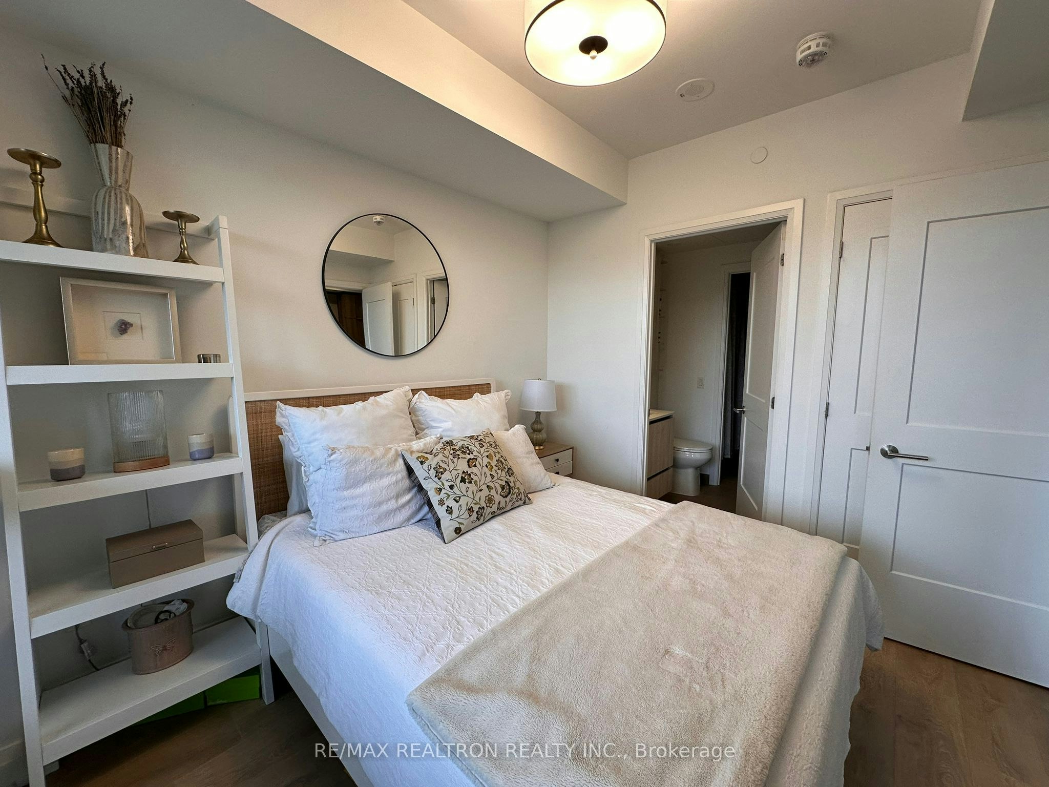 612-21 Park Street E, Mississauga, ON, L5G 1L7 - 19