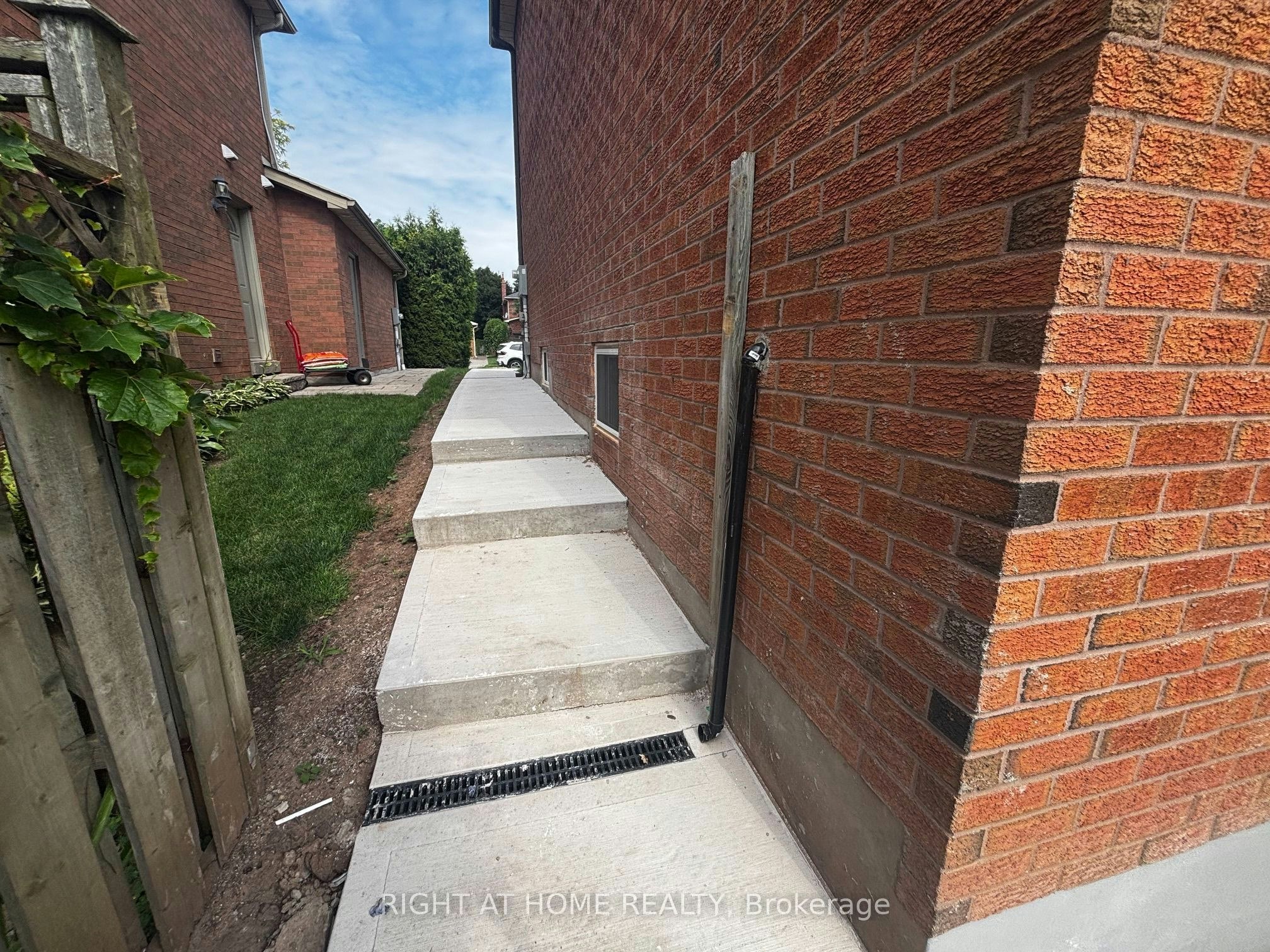 Basement-1220 Grandview Drive, Oakville, ON, L6H 4Z1 - 15
