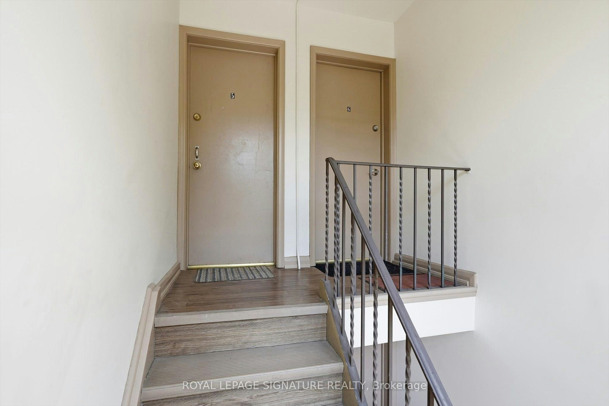5-46 Albert Avenue, Toronto, ON, M8V 2L7 - 3