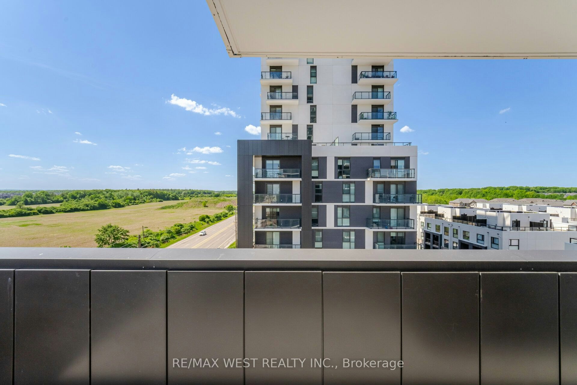 714-335 Wheat Boom Drive, Oakville, ON, L6H 7X4 - 34