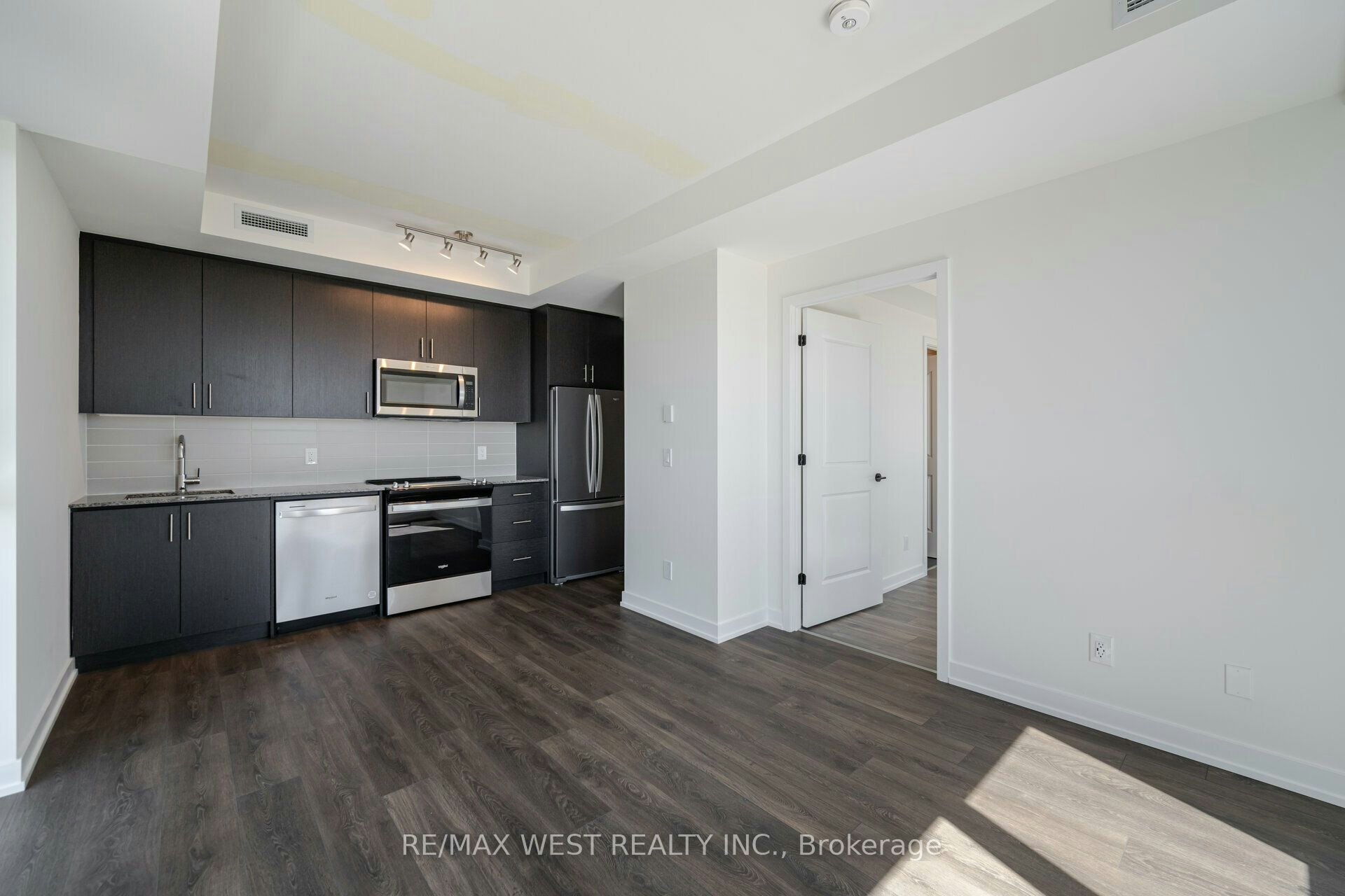 714-335 Wheat Boom Drive, Oakville, ON, L6H 7X4 - 24