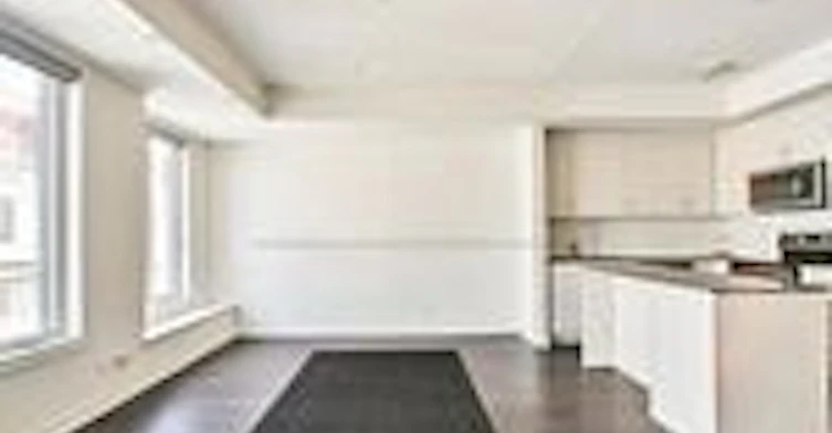 Th 4-70 Eastwood Park Gardens, Toronto, ON, M8W 0B2 - 2