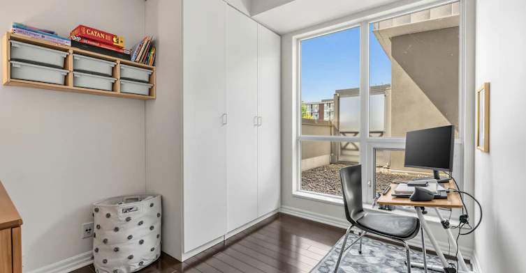 304-80 Port Street E, Mississauga, ON, L5G 4V6 - 19