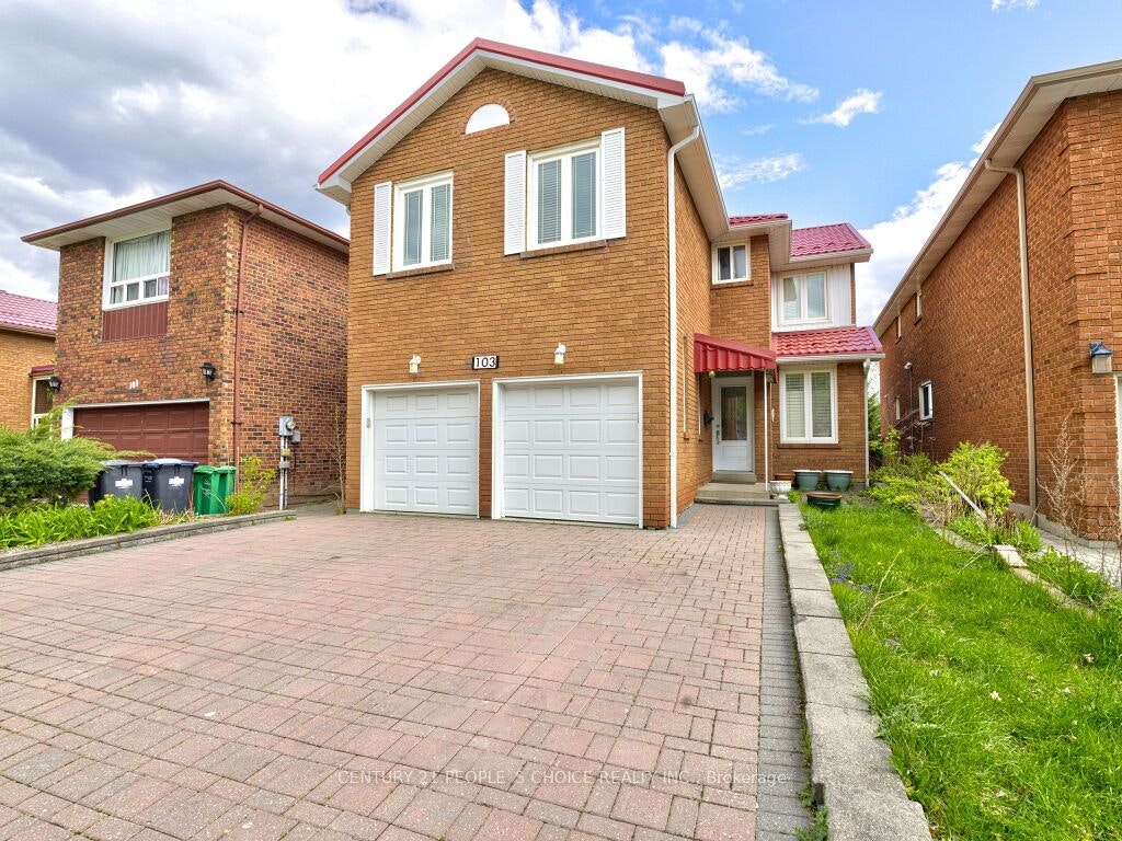 103 Whitchurch Mews, Mississauga, ON, L5A 4B2