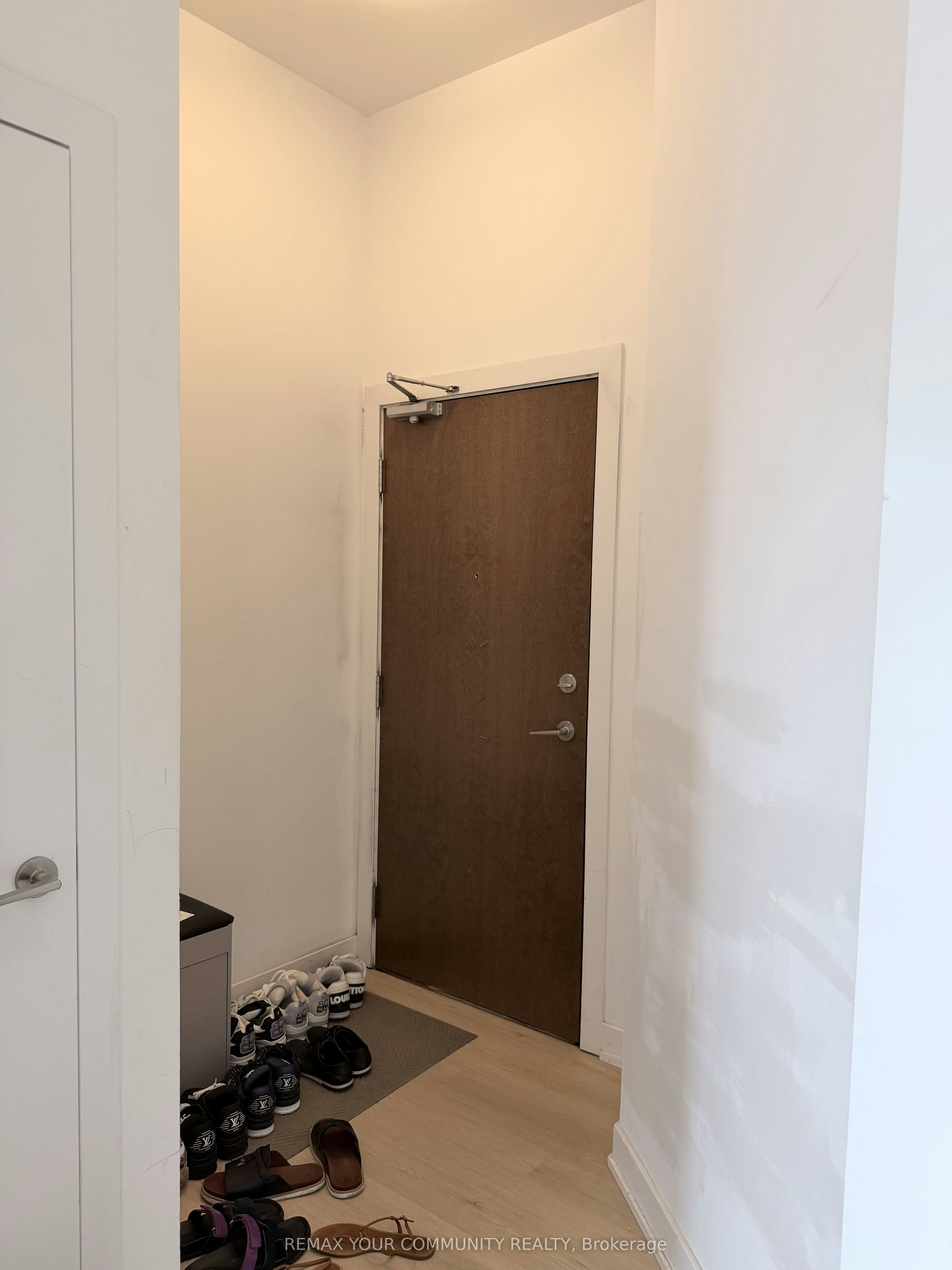 PH2-2220 Lakeshore Boulevard, Toronto, ON, M8V 0C1
