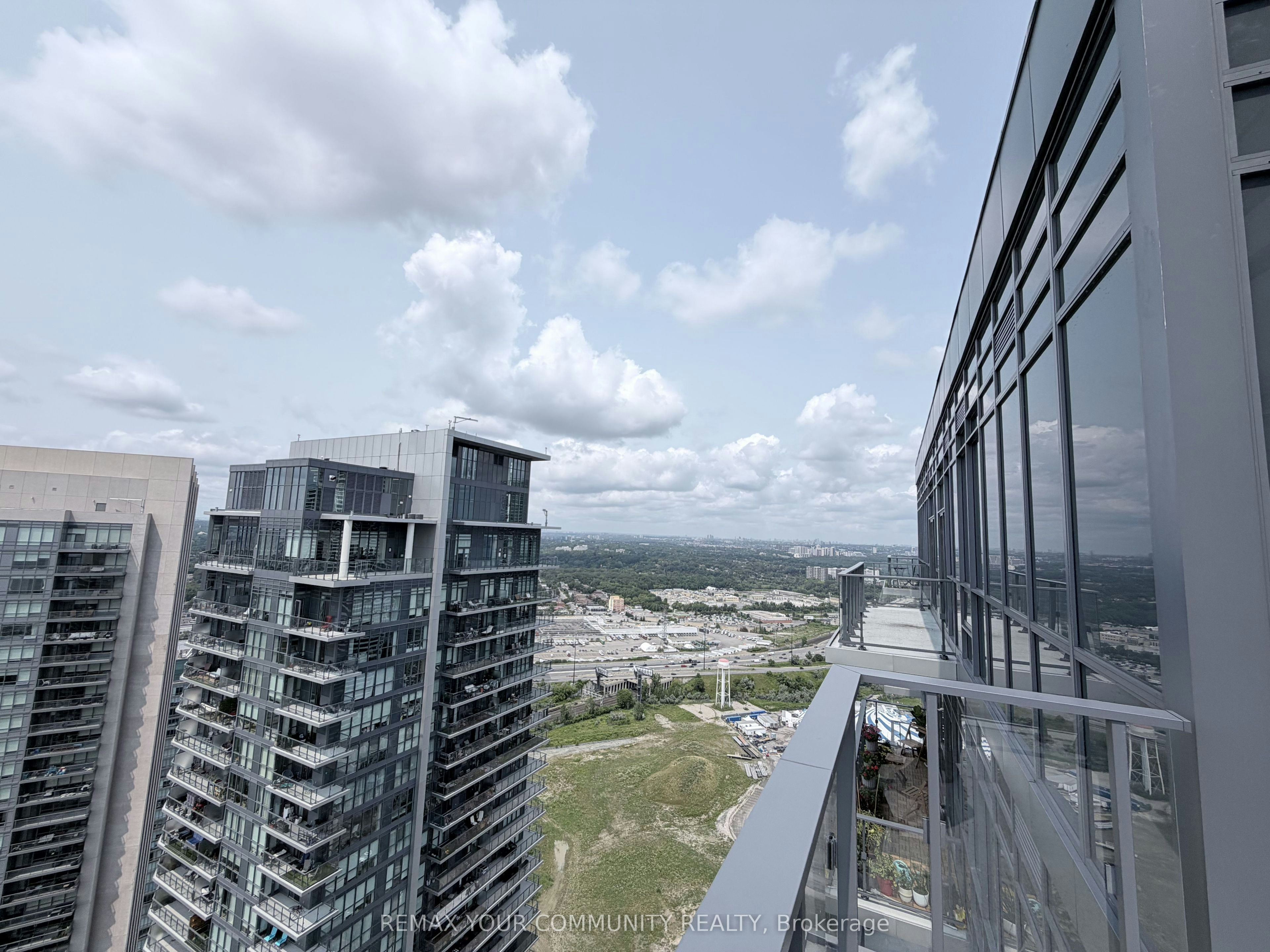 PH2-2220 Lakeshore Boulevard, Toronto, ON, M8V 0C1 - 23