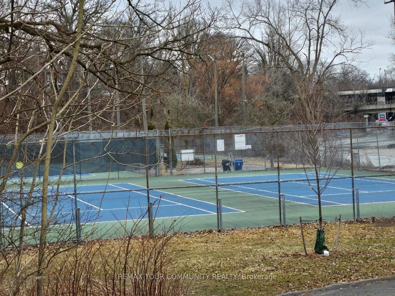 423-2 Old Mill Drive, Toronto, ON, M6S 0A2 - 19