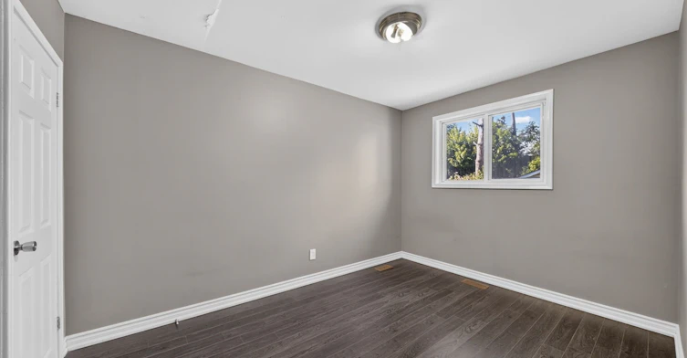 Upper-204 Taysham Crescent, Toronto, ON, M9V 1X7 - 9