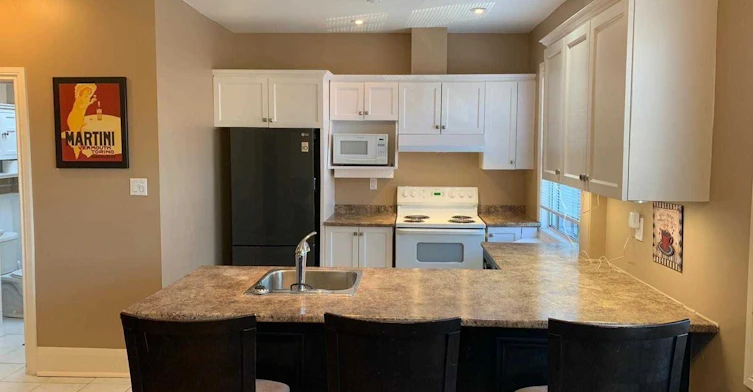 3-1 Primrose Avenue, Toronto, ON, M8V 1P7 - 3