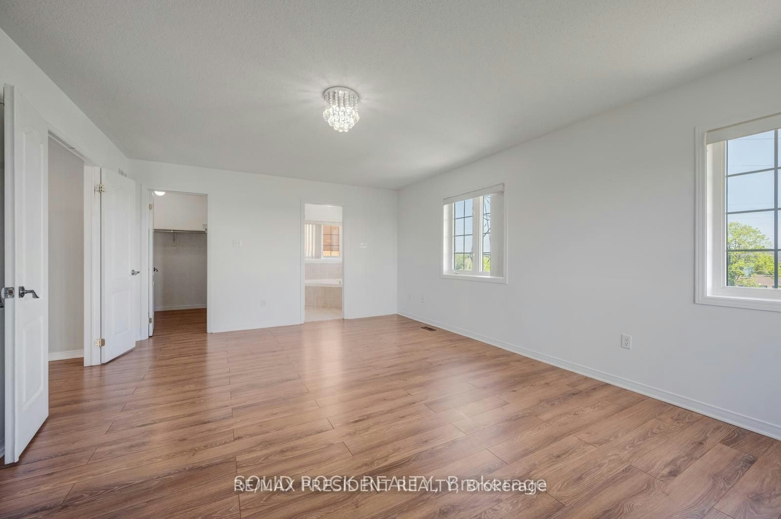 15 Roundstone Drive, Brampton, ON, L6X 0K7 - 7