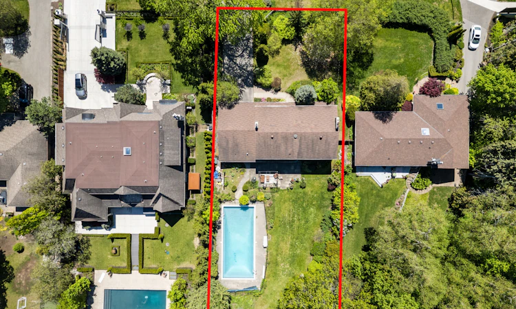 865 Meadow Wood Road