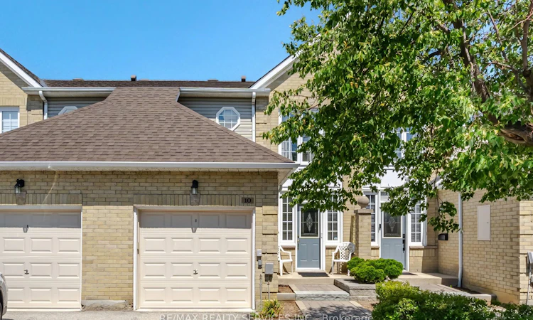 10 Hartnell Square