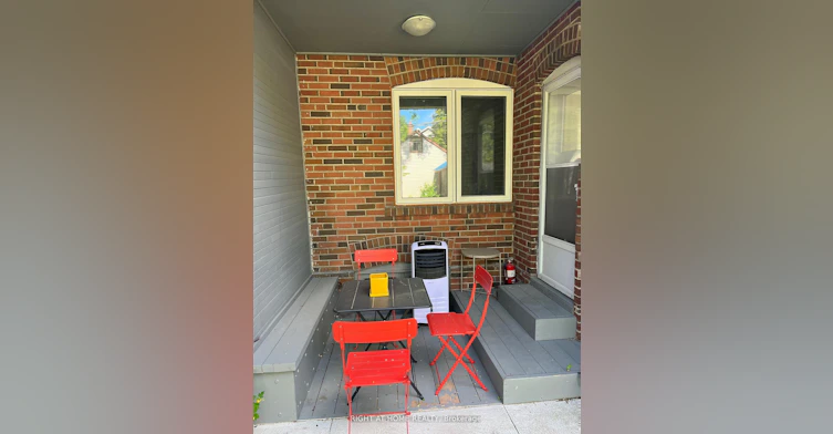 55 Beresford Avenue, Toronto, ON, M6S 3C2 - 12