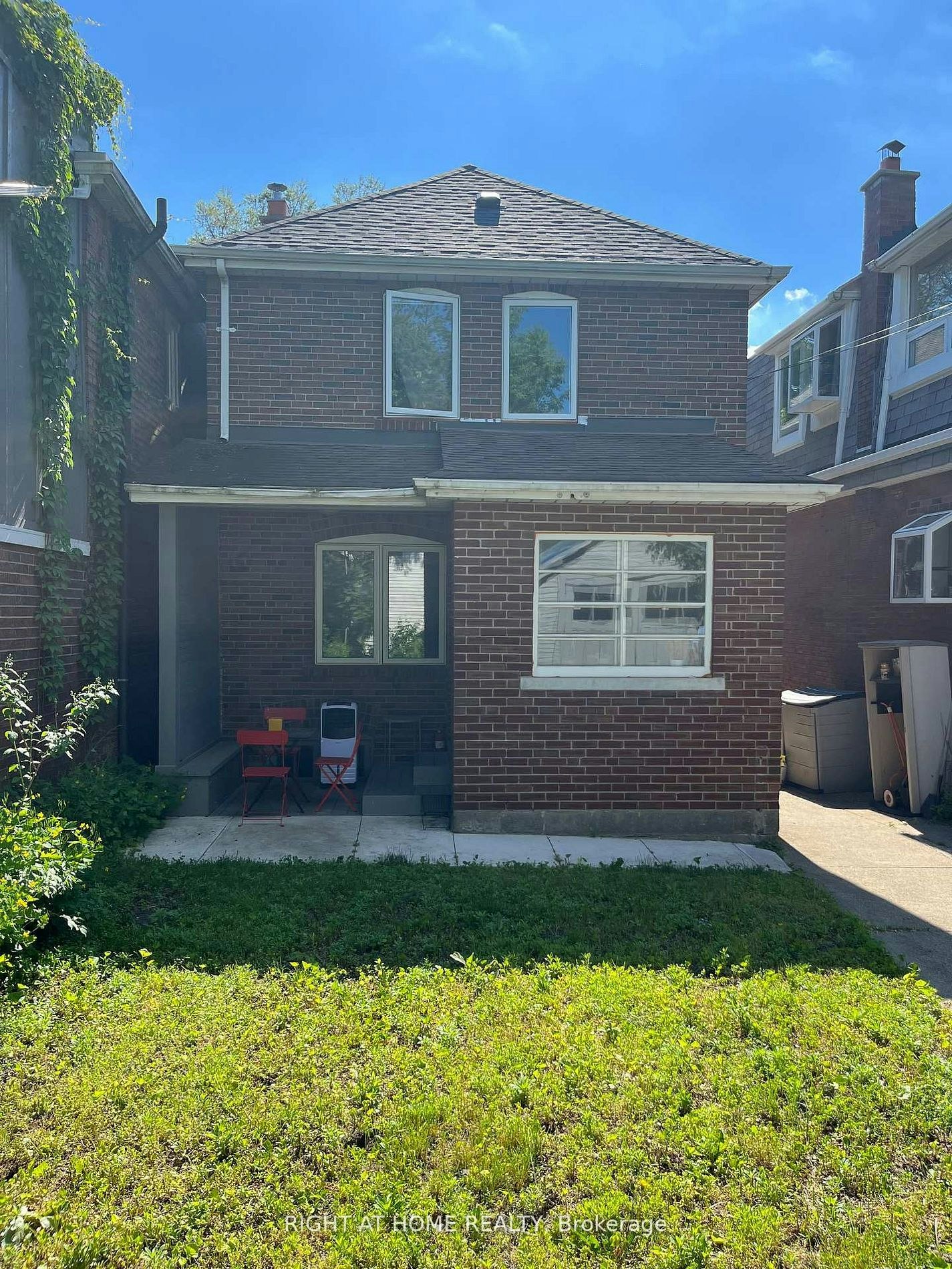 55 Beresford Avenue, Toronto, ON, M6S 3C2 - 11