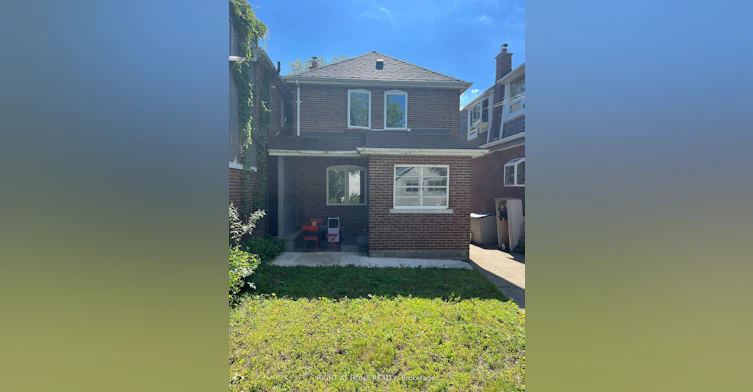 55 Beresford Avenue, Toronto, ON, M6S 3C2 - 11