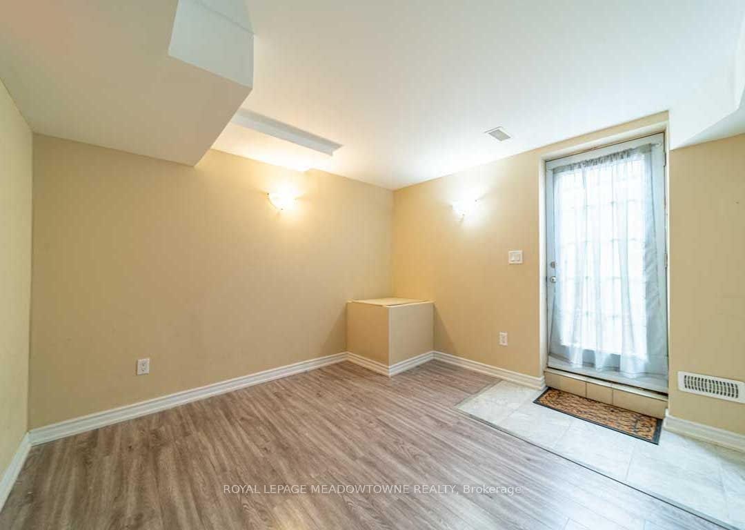 1036 Yates Drive, Milton, ON, L9T 6A7 - 3