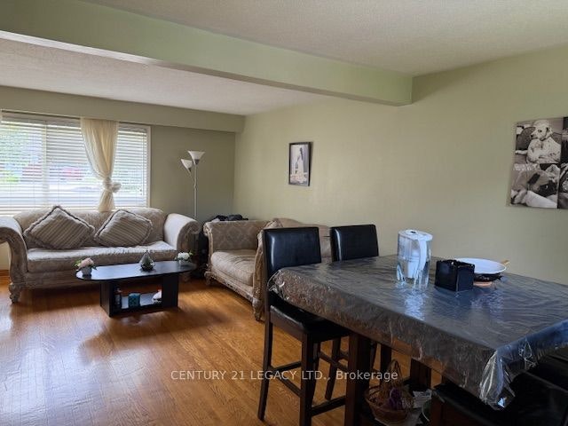 (Upper)-25 Edenborough Drive, Brampton, ON, L6T 3A2 - 3
