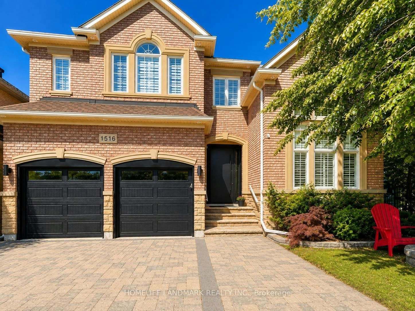 1516 Pinery Crescent, Oakville, ON, L6H 7J9