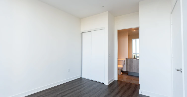 612-448 Burnhamthorpe Road W, Mississauga, ON, L5B 0R4 - 18