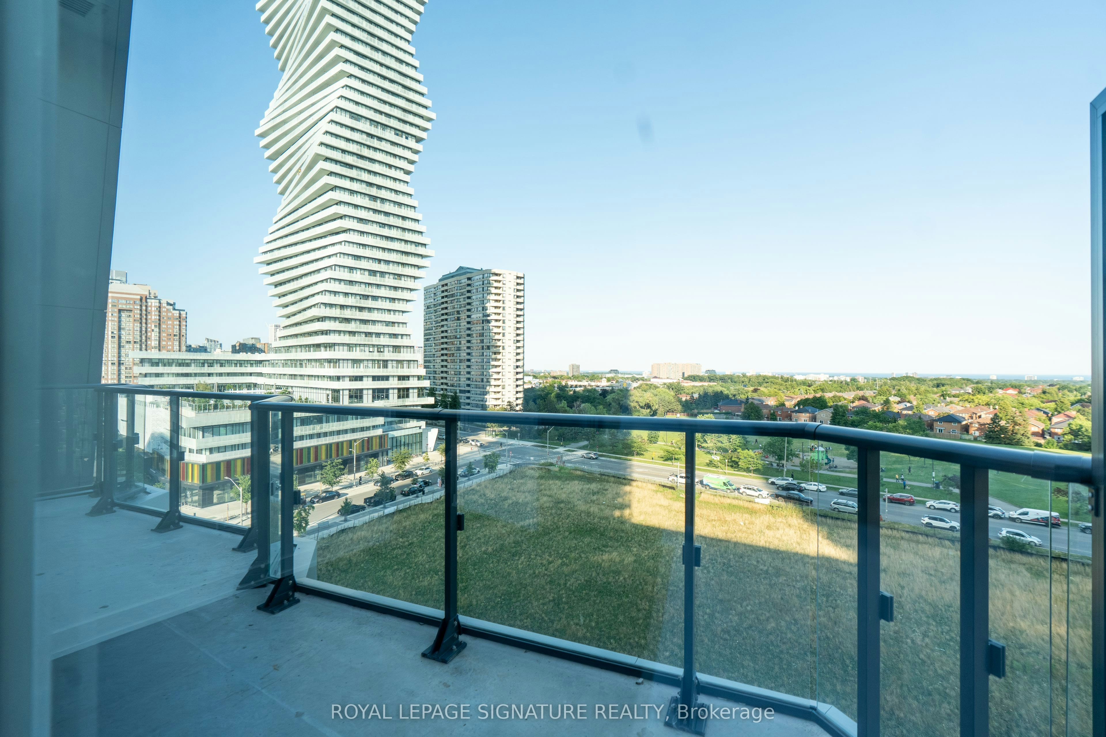 612-448 Burnhamthorpe Road W, Mississauga, ON, L5B 0R4 - 21