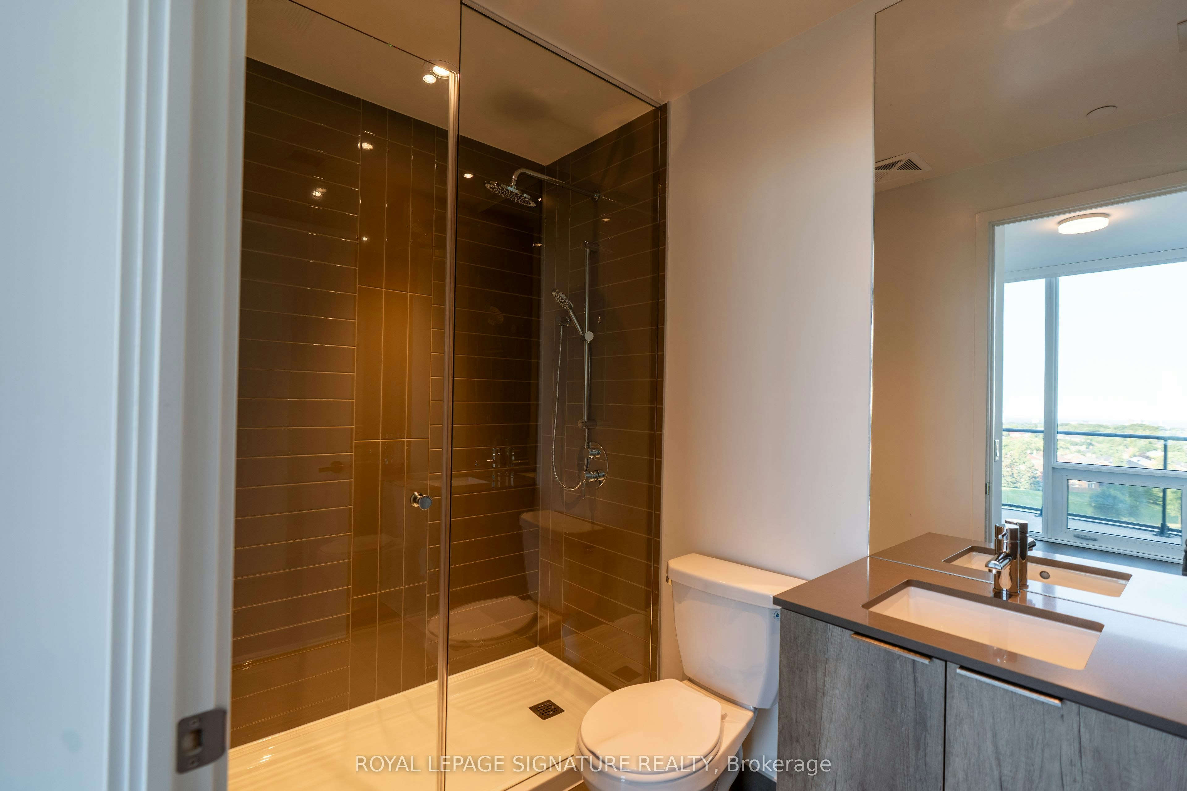 612-448 Burnhamthorpe Road W, Mississauga, ON, L5B 0R4 - 11