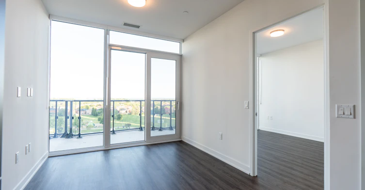 612-448 Burnhamthorpe Road W, Mississauga, ON, L5B 0R4 - 7