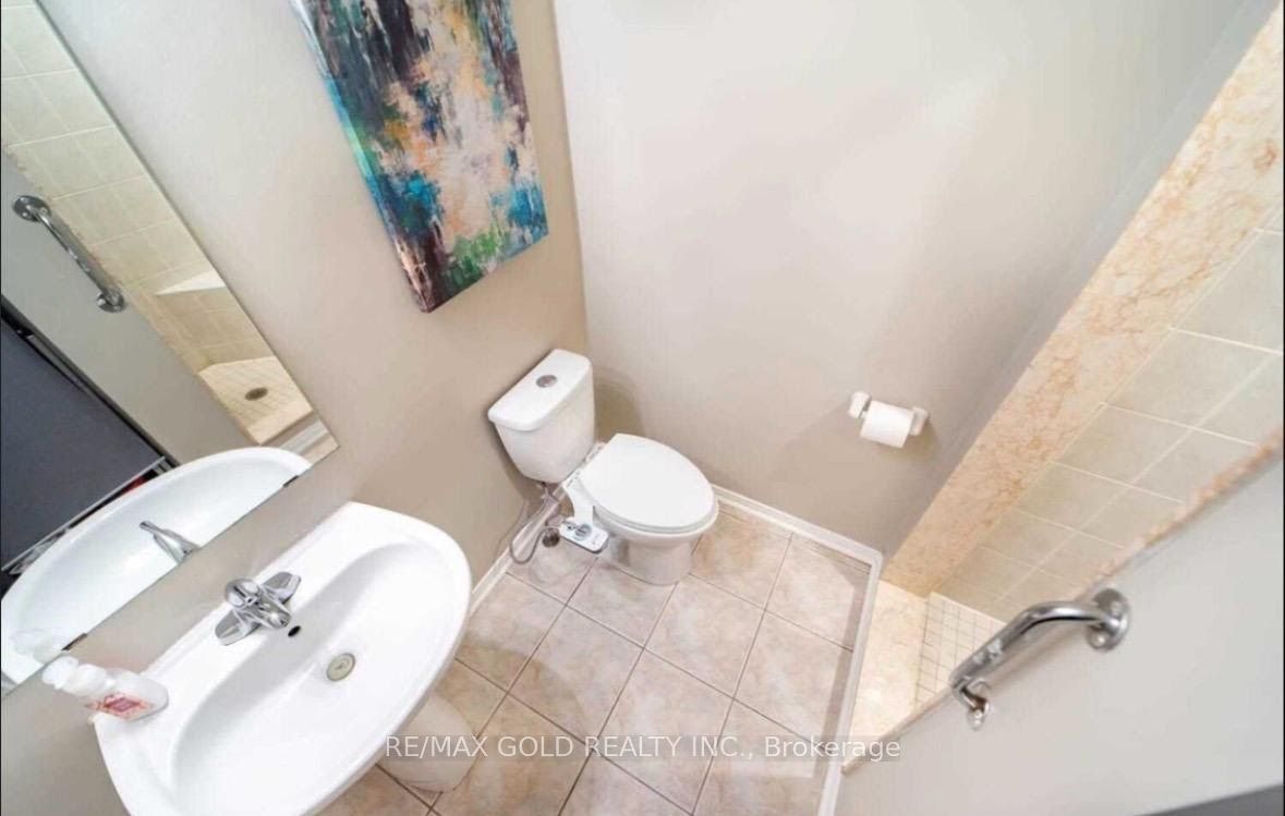 15 Sedgewick Circle, Brampton, ON, L7A 2P7 - 13