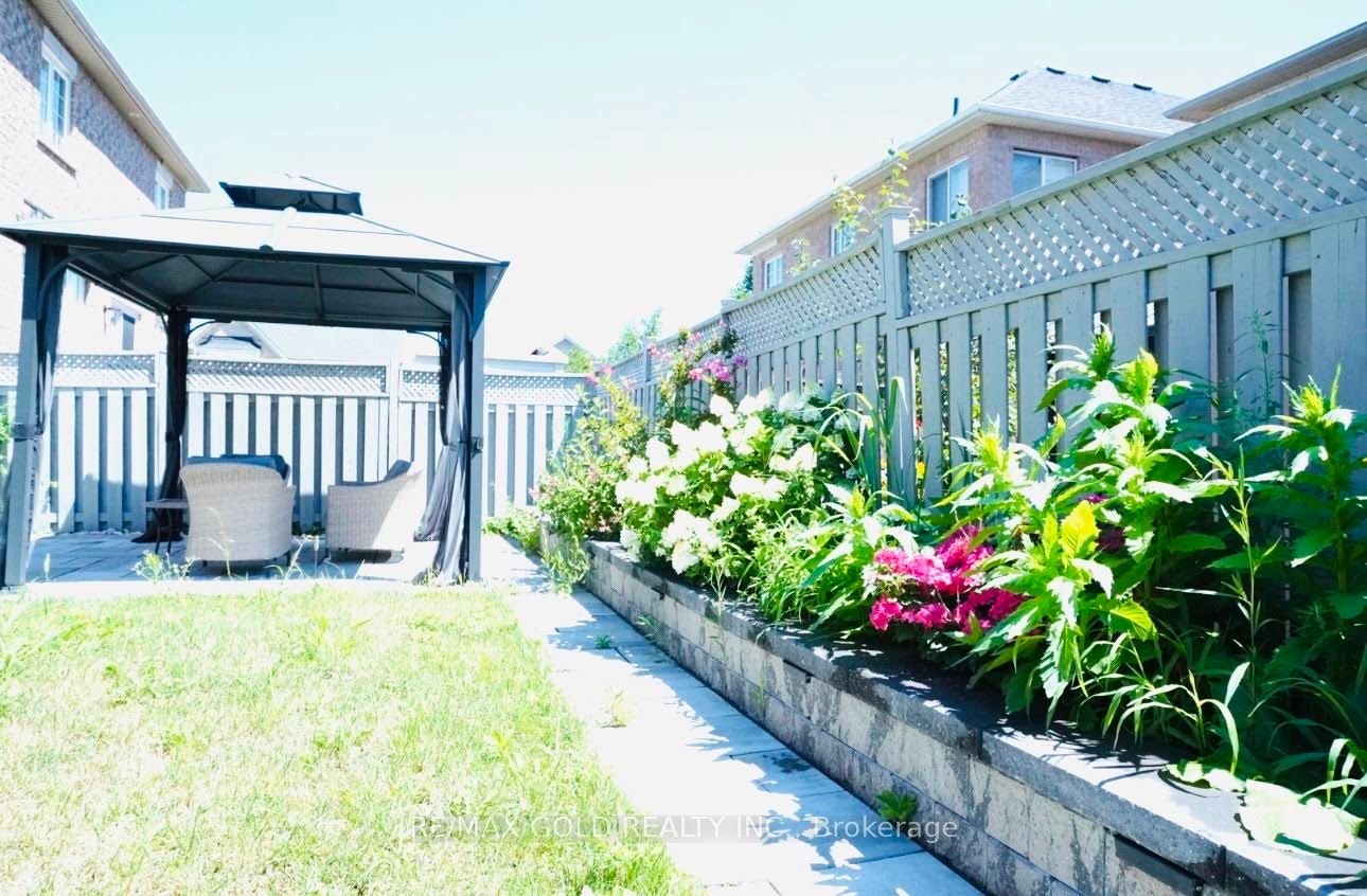 15 Sedgewick Circle, Brampton, ON, L7A 2P7 - 16