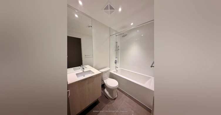 325-448 Burnhamthorpe Road W, Mississauga, ON, L5B 0R4 - 11