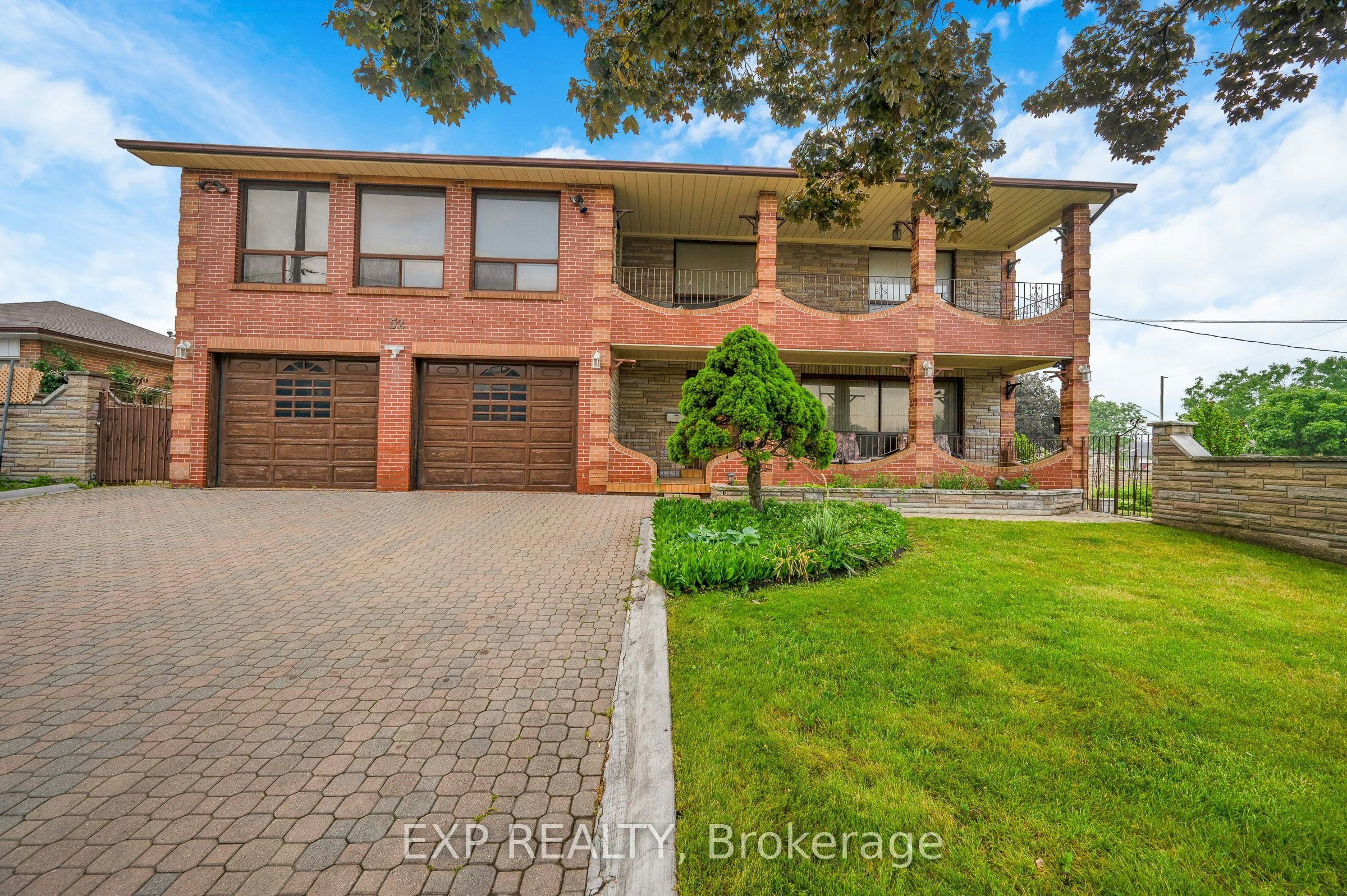 52 Storer Drive, Toronto, ON, M9M 1X5