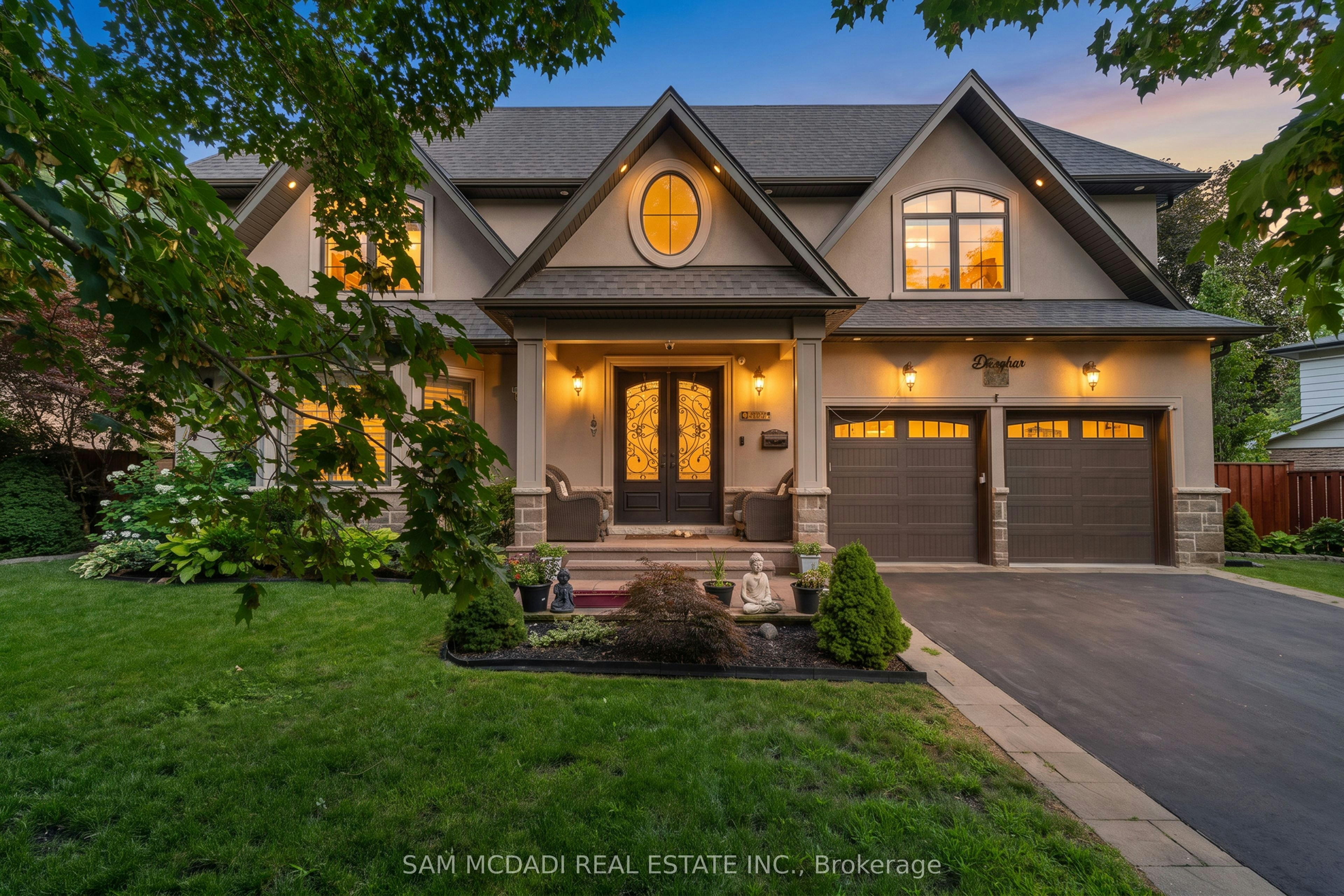 834 Edistel Crescent, Mississauga, ON, L5H 1T4