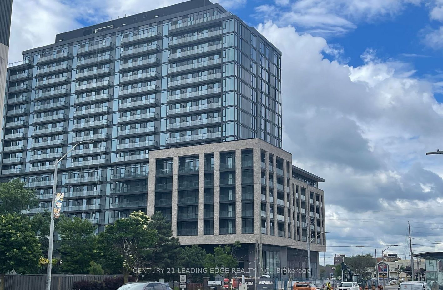 1610-86 Dundas Street E, Mississauga, ON, L5A 1W4