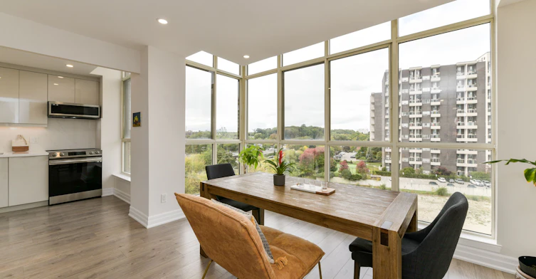 853-24 Southport Street, Toronto, ON, M6S 4Z1 - 10