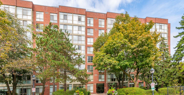 853-24 Southport Street, Toronto, ON, M6S 4Z1 - 23