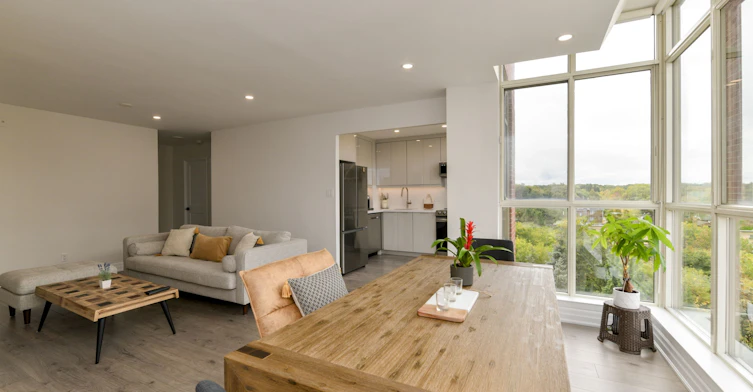 853-24 Southport Street, Toronto, ON, M6S 4Z1 - 8