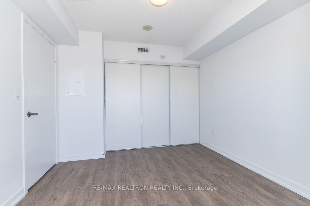811-1420 Dupont Street, Toronto, ON, M6H 0B6 - 11