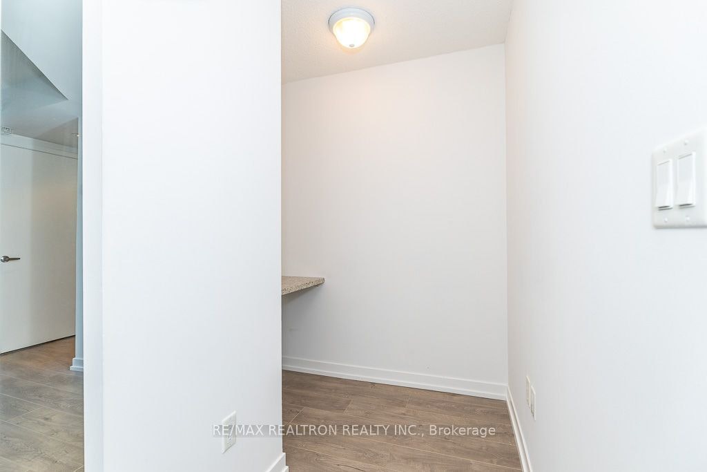 811-1420 Dupont Street, Toronto, ON, M6H 0B6 - 22