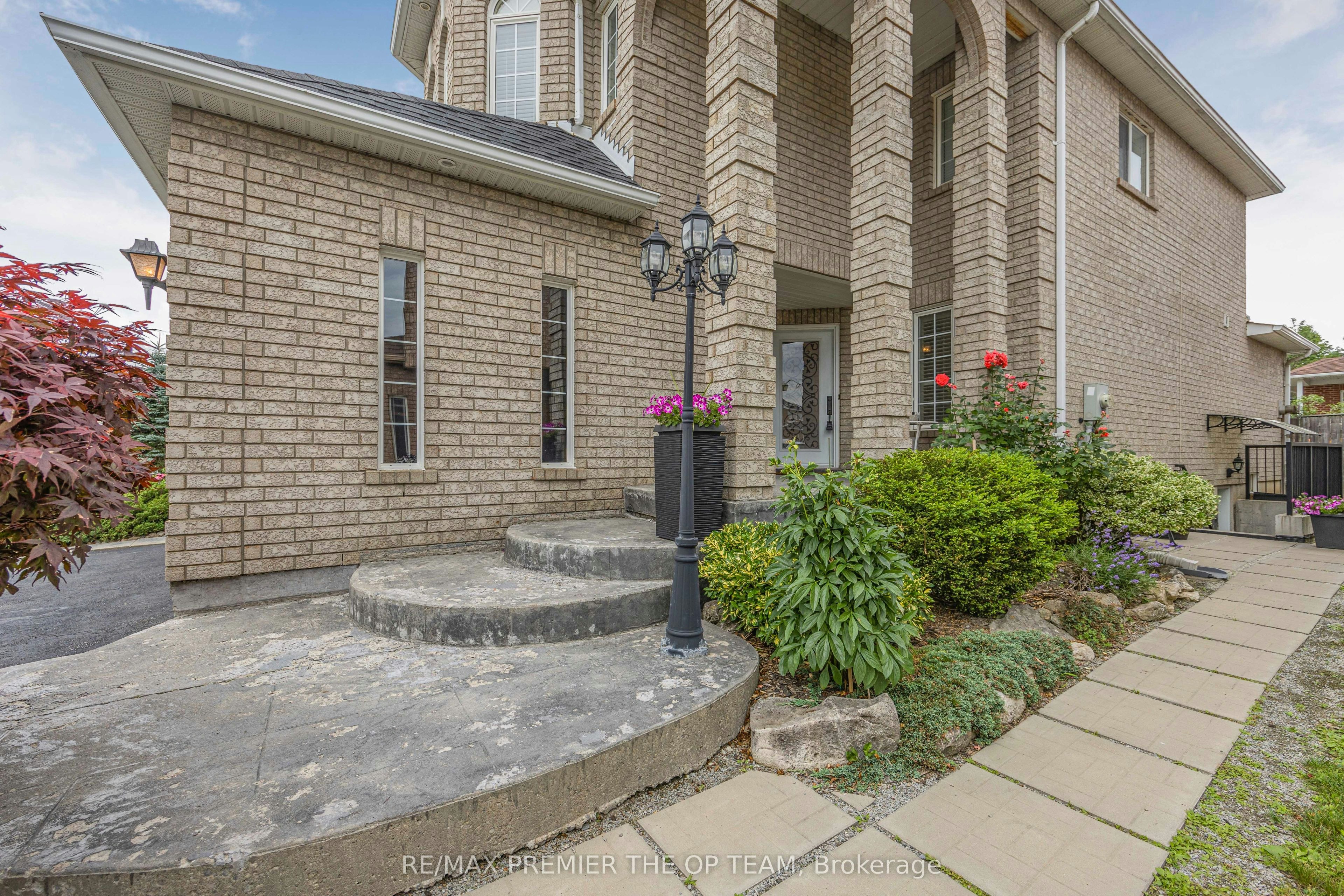 Lower-223 Landsbridge Street, Caledon, ON, L7E 2J6 - 11