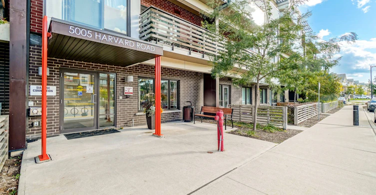 207-5005 Harvard Road, Mississauga, ON, L5M 0W5 - 3