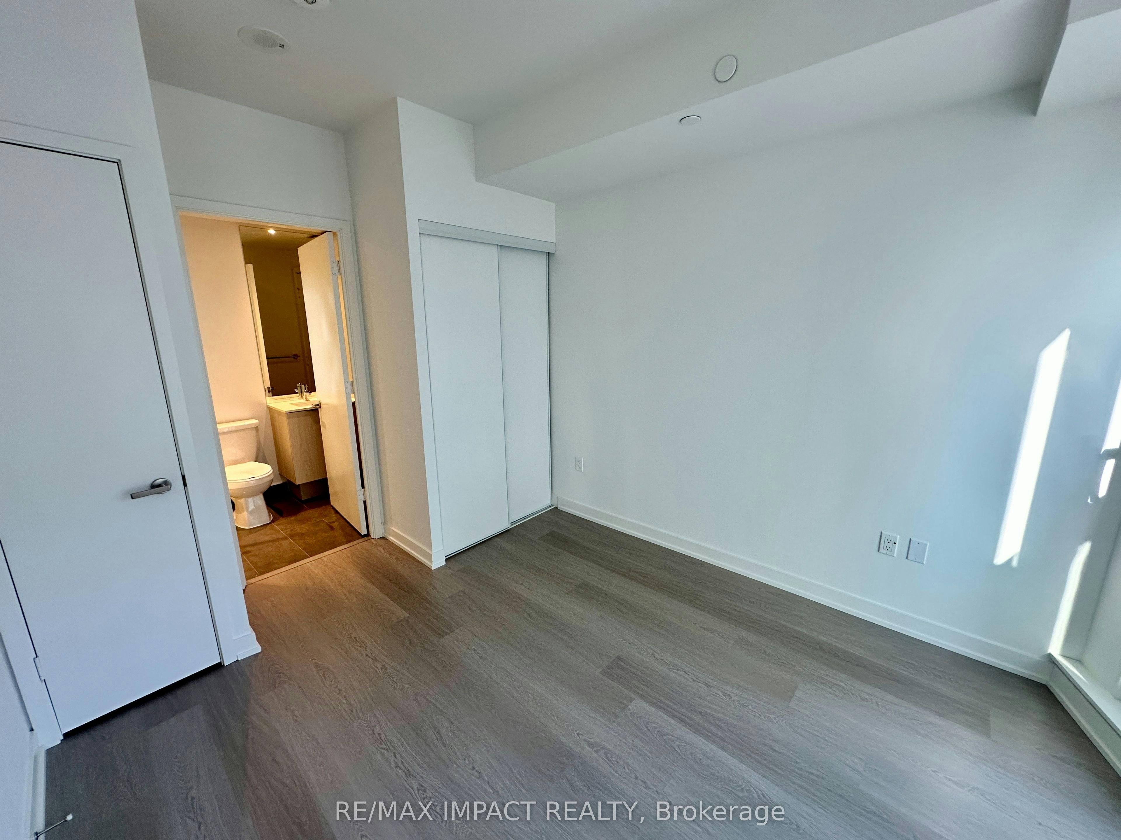 448 Burnhamthorpe Road W, Mississauga, ON, L5B 0R4 - 20