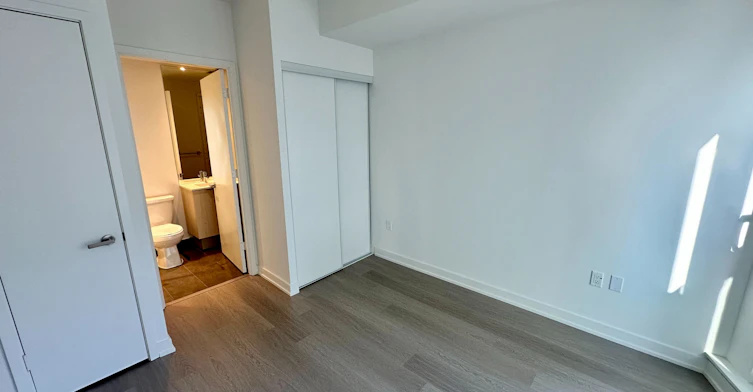 448 Burnhamthorpe Road W, Mississauga, ON, L5B 0R4 - 20